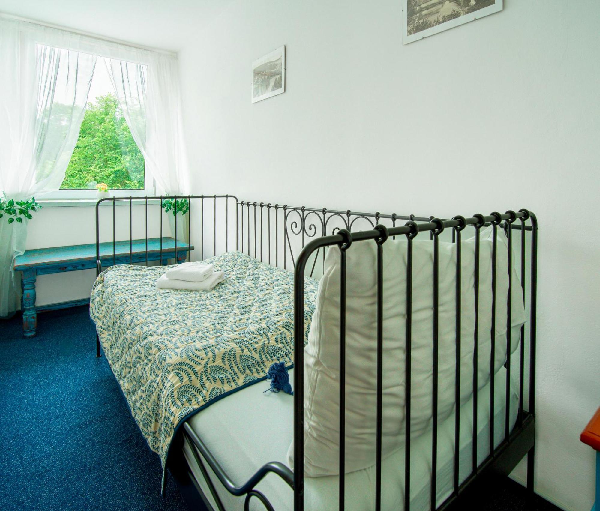 Hotel Ostende Chocerady Bagian luar foto
